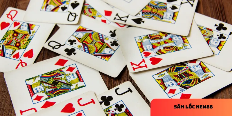 Sâm Lốc NEW88: Bí kíp chiến thắng game bài huyền thoại online 4 Quản lý bài tốt và quan sát đối thủ kỹ lưỡng sẽ giúp bạn làm chủ các ván bài Sâm Lốc.